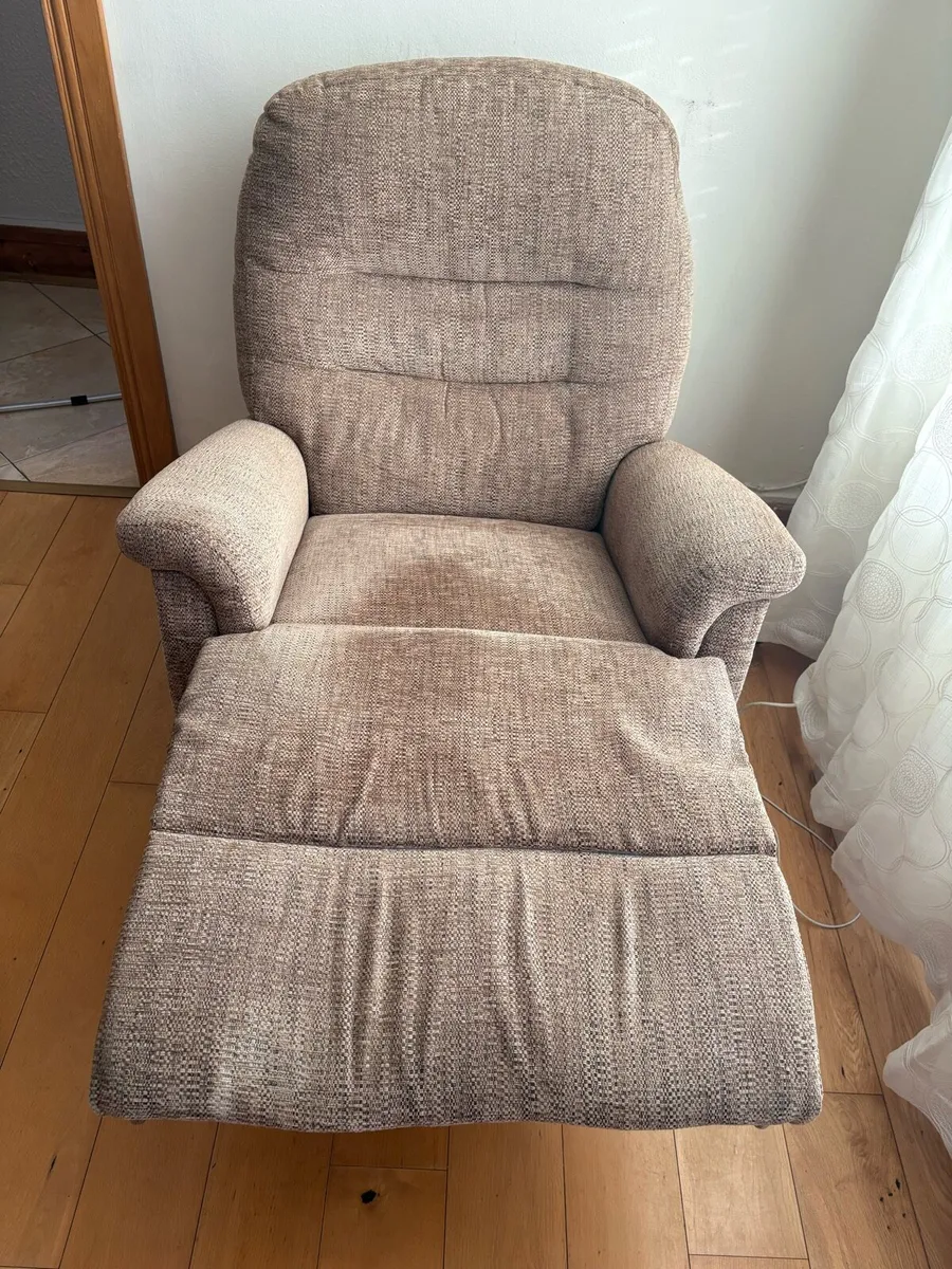 Dual Motor Recliner - Image 3