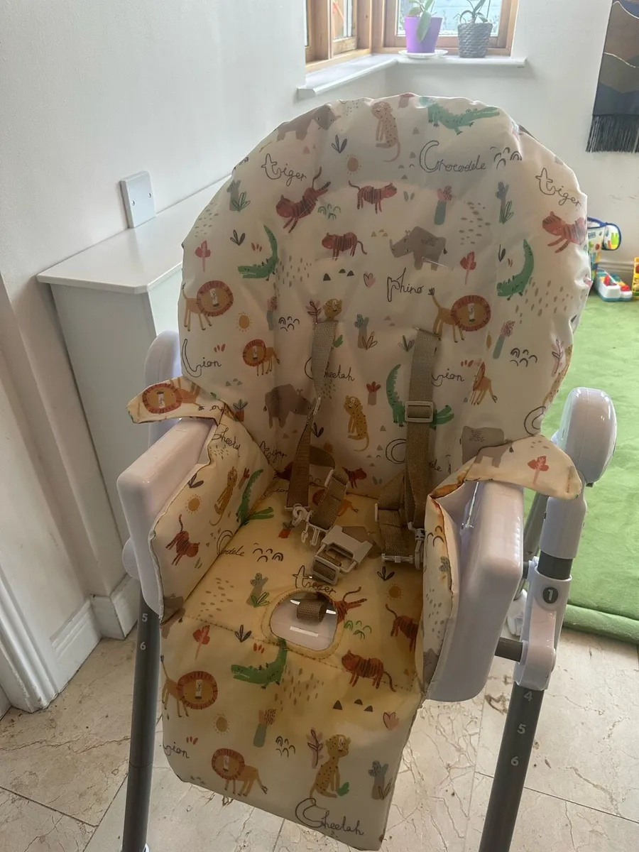 Feeding high chair - Image 2