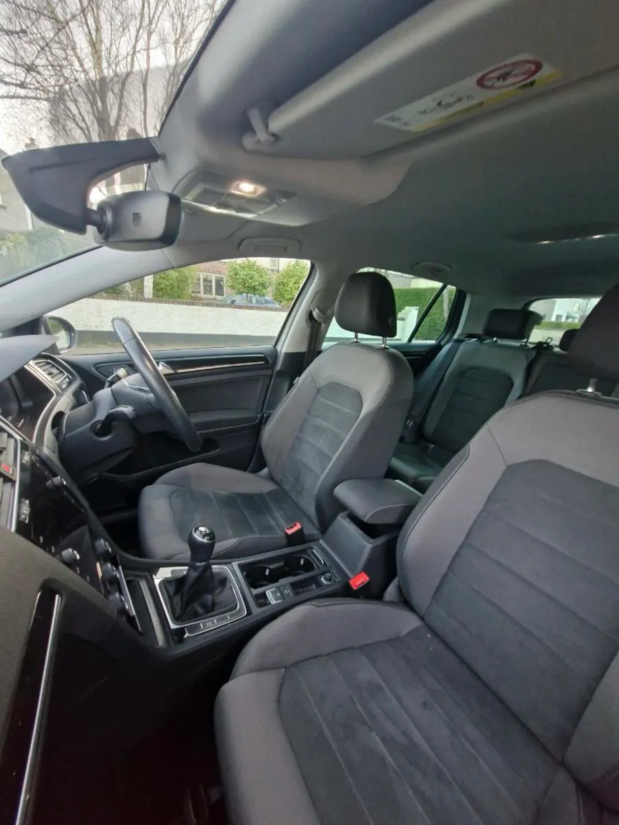 2018 Volkswagen Golf Highline TSI 1.0 110HP - Image 4