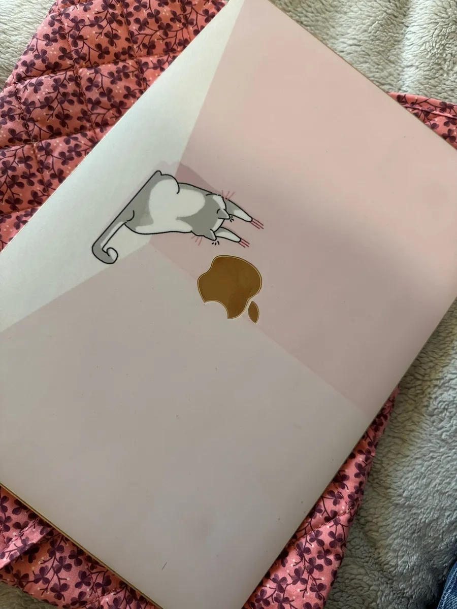 Macbook air m1 - Image 2