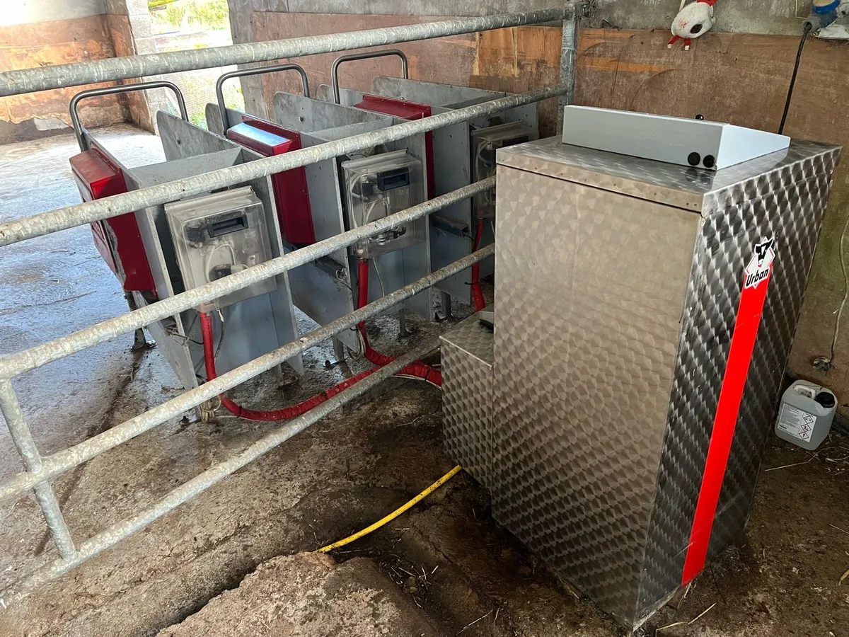 Urban Automatic calf feeder - Image 1