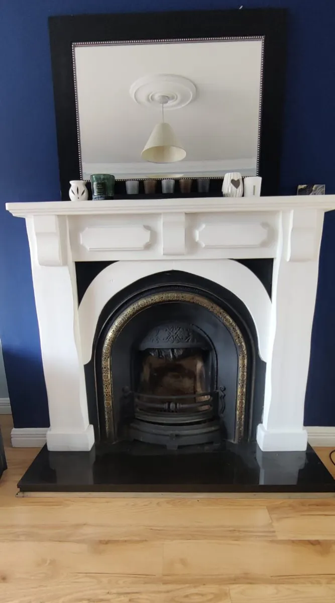 Fireplace and surround - Image 2