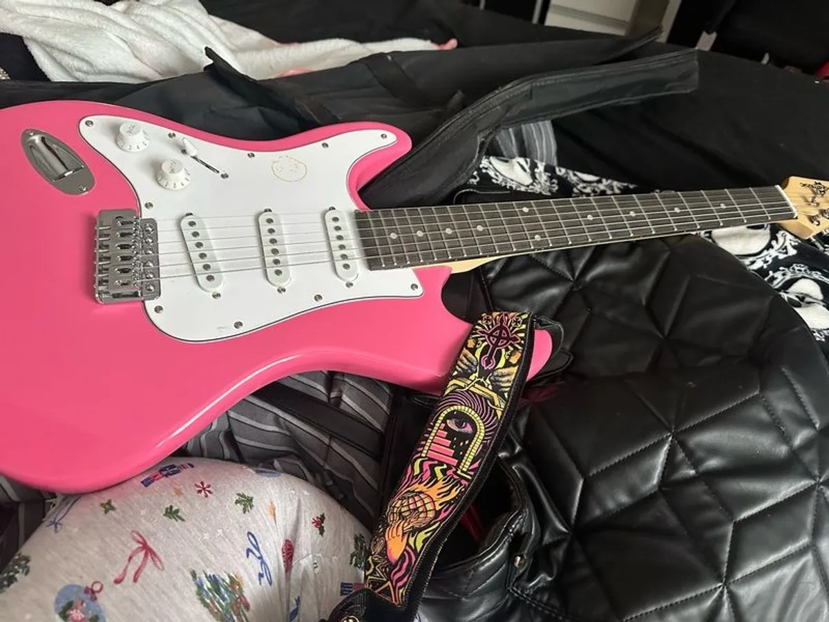 LEFT handed electric pink guitar - Image 1