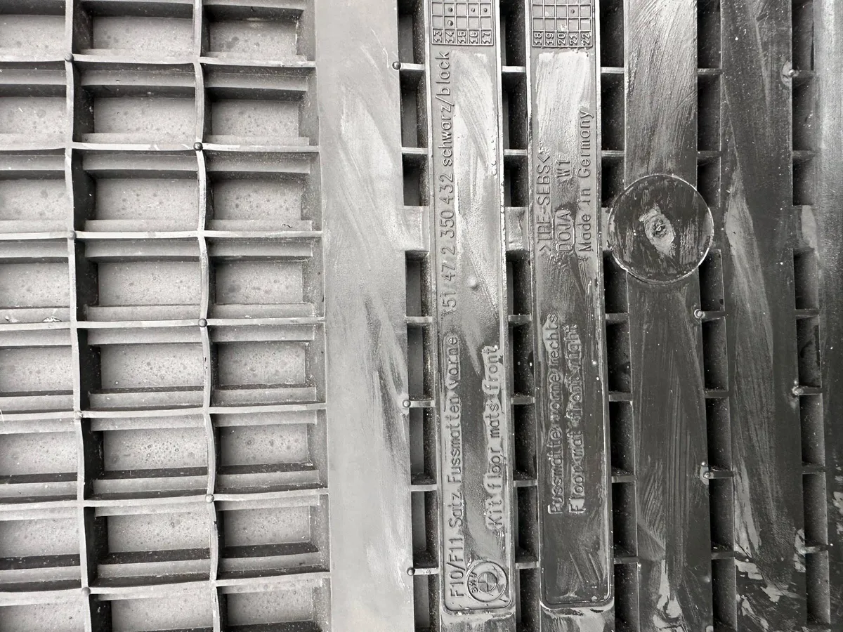 BMW g30 2018 -2023 model OEM rubber mats - Image 3