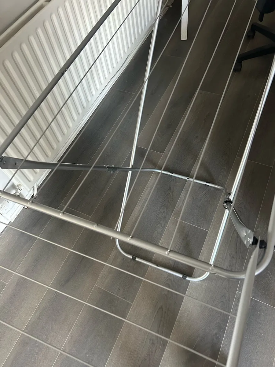 Clothes dryer - Image 2