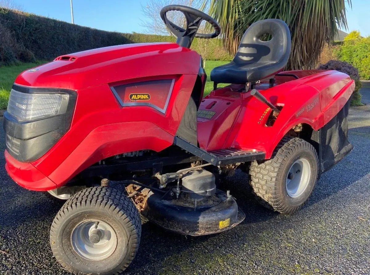 MUST SELL - Ride-on Lawnmower - NOW €900 - Image 1