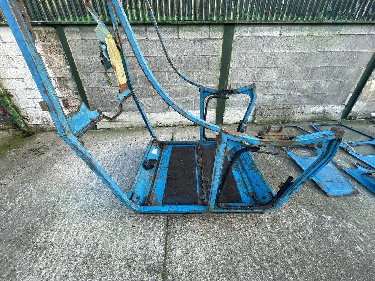 Ford Tractor Cab - Image 1