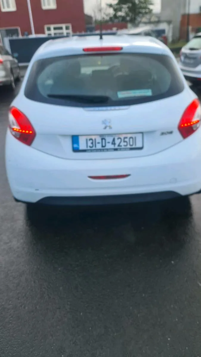 Peugeot 208 2013 - Image 4