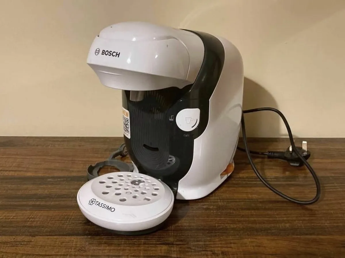 Bosch Tassimo TAS1104 Coffee Machine - Image 1