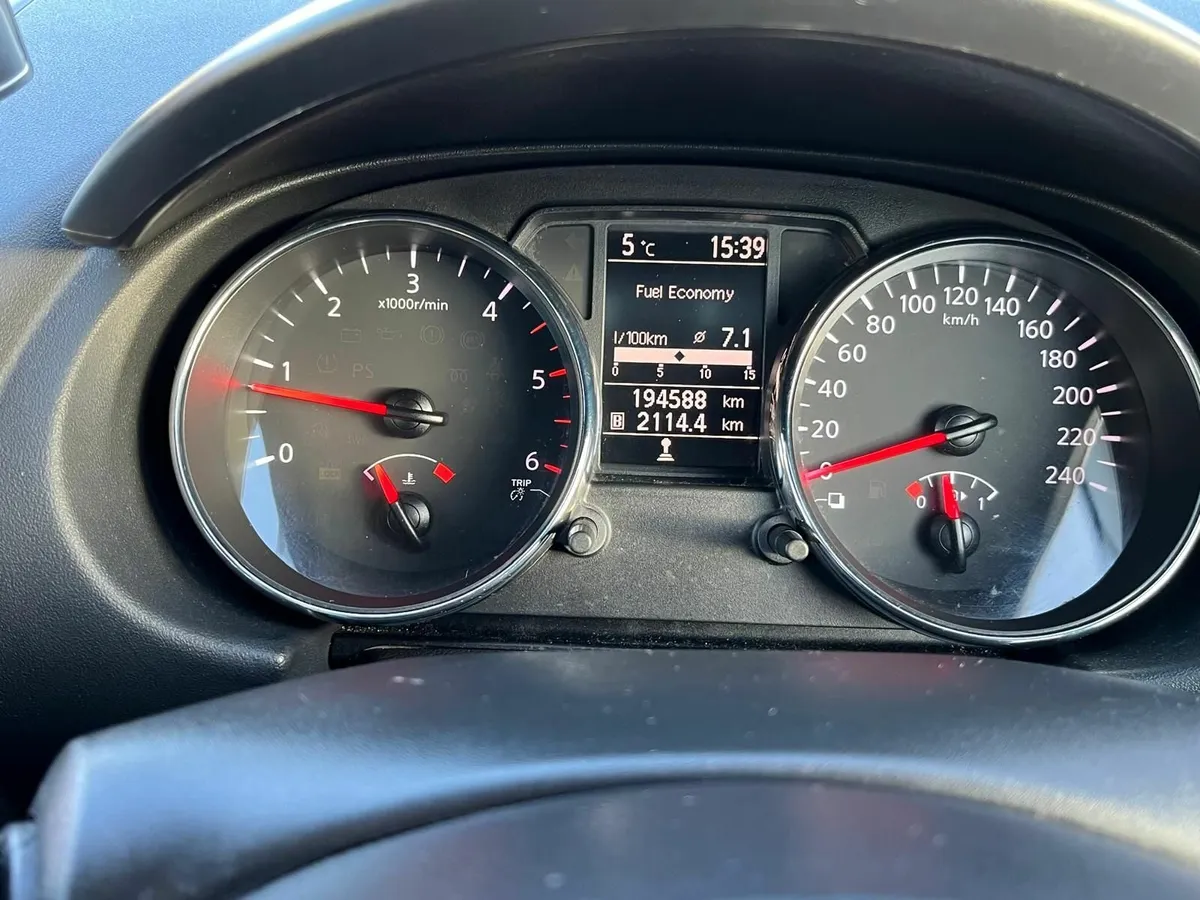 Nissan Qashqai 2013 - Image 4