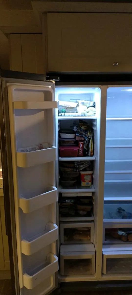 Fridge freezer - Image 3