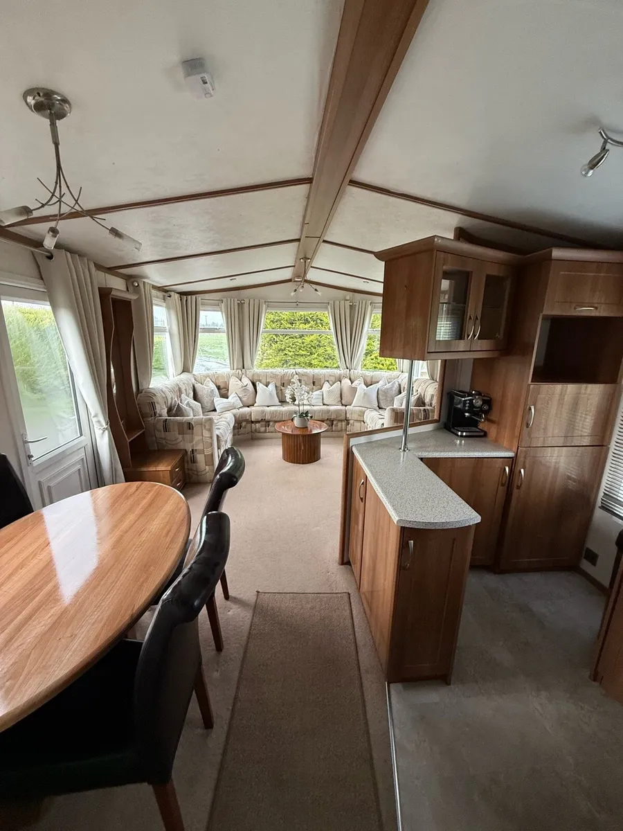 Carnby Ridgeway Mobile Home - Image 2