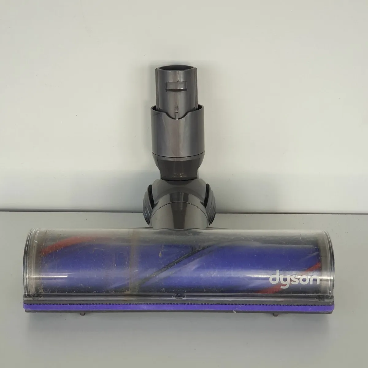 Dyson V6 DC59 brush head working - Image 1