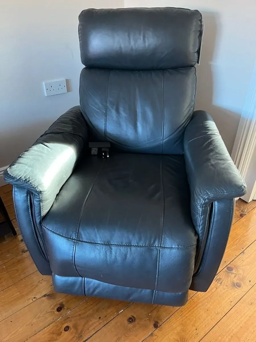 Quick Sale: Leather Recliner Tags on Great Condition - Image 2