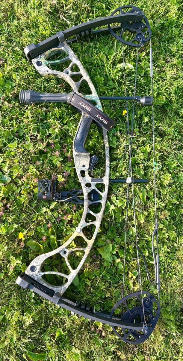 Hoyt Torrex Compound Bow - Image 3