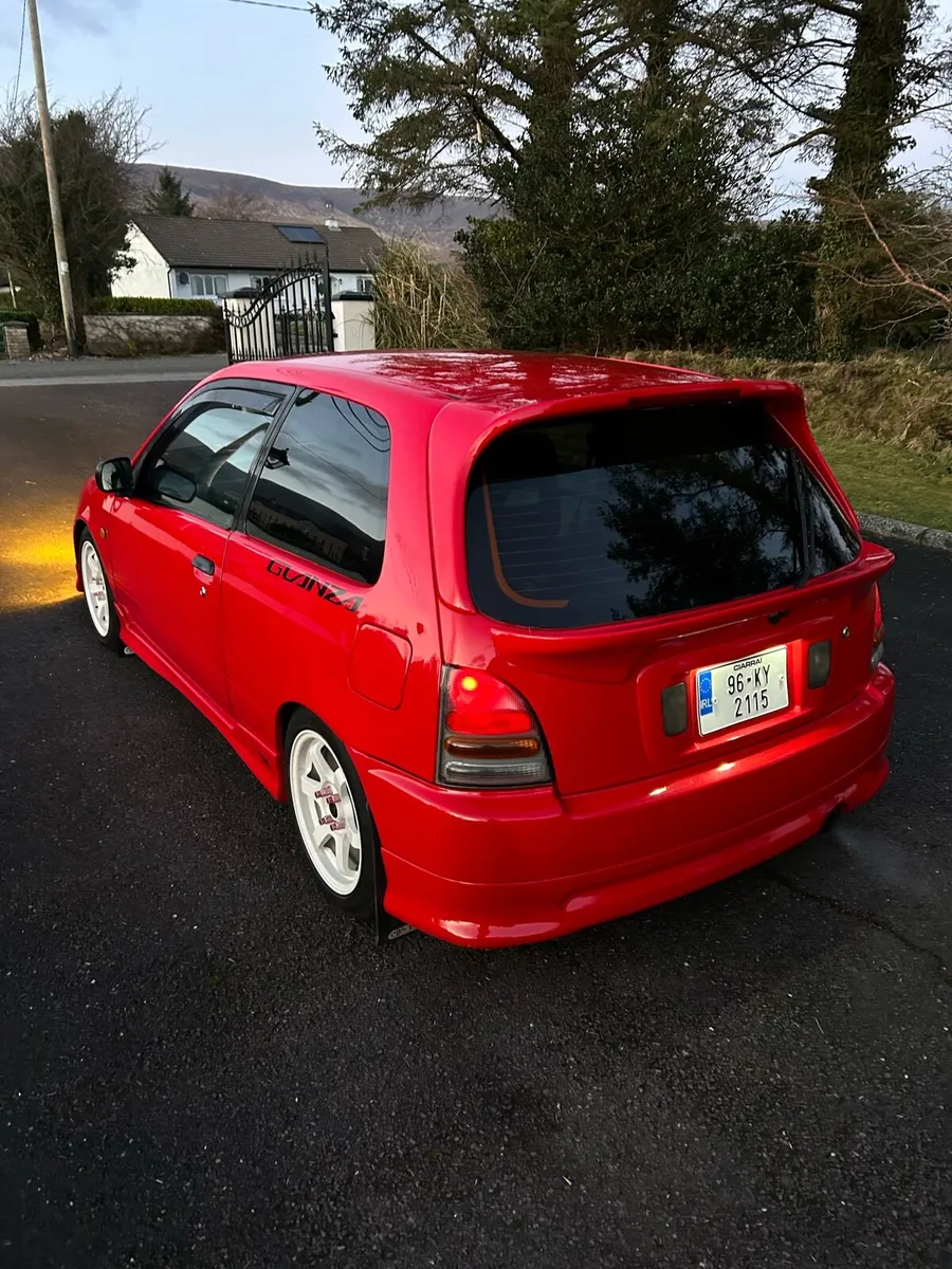 Toyota starlet glanza (Vintage) - Image 2