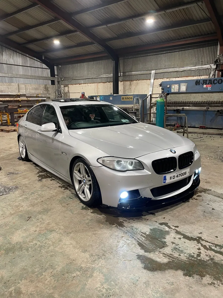 BMW 520D - Image 1