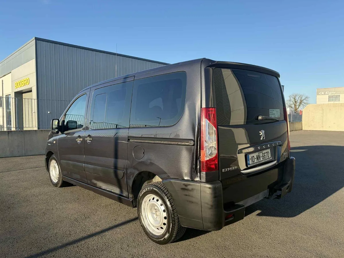 2010 Peugeot Expert wheelchair accessible 5 seater - Image 3