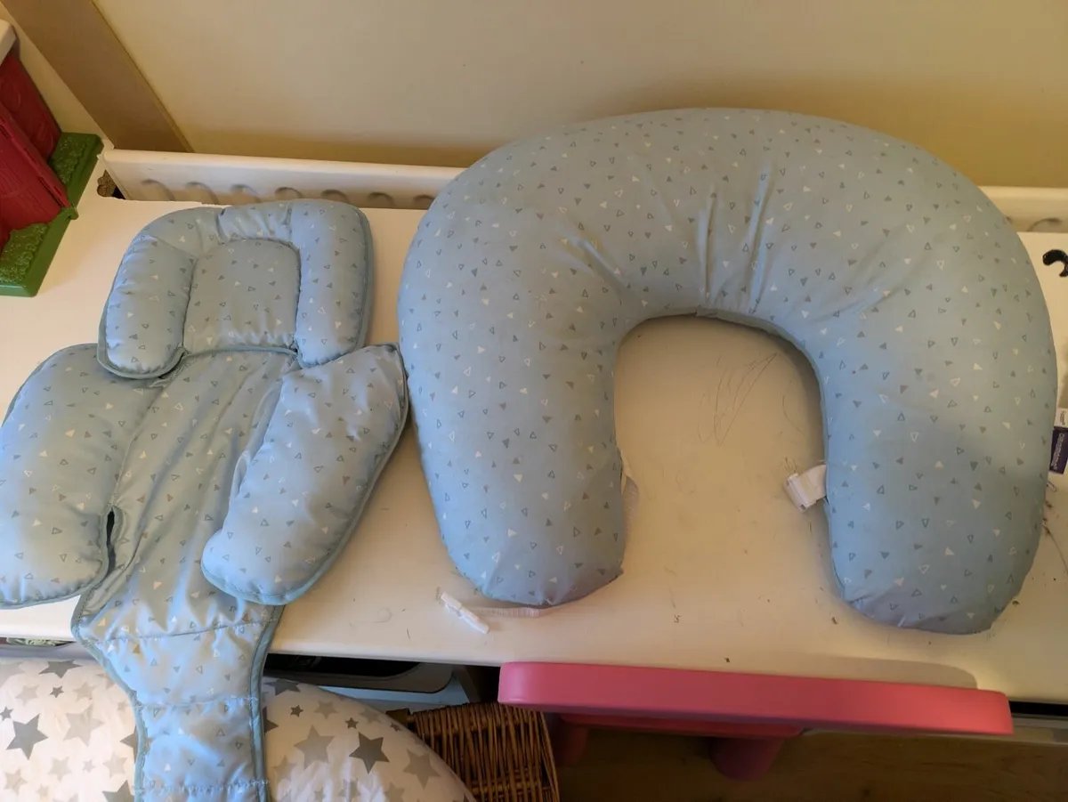 Baby nursing pillow - Image 2