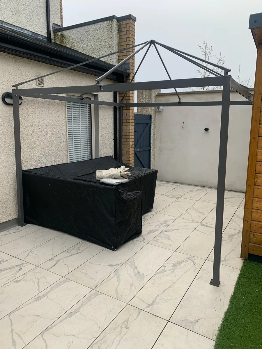 Gazebo with curtain sides - Image 3