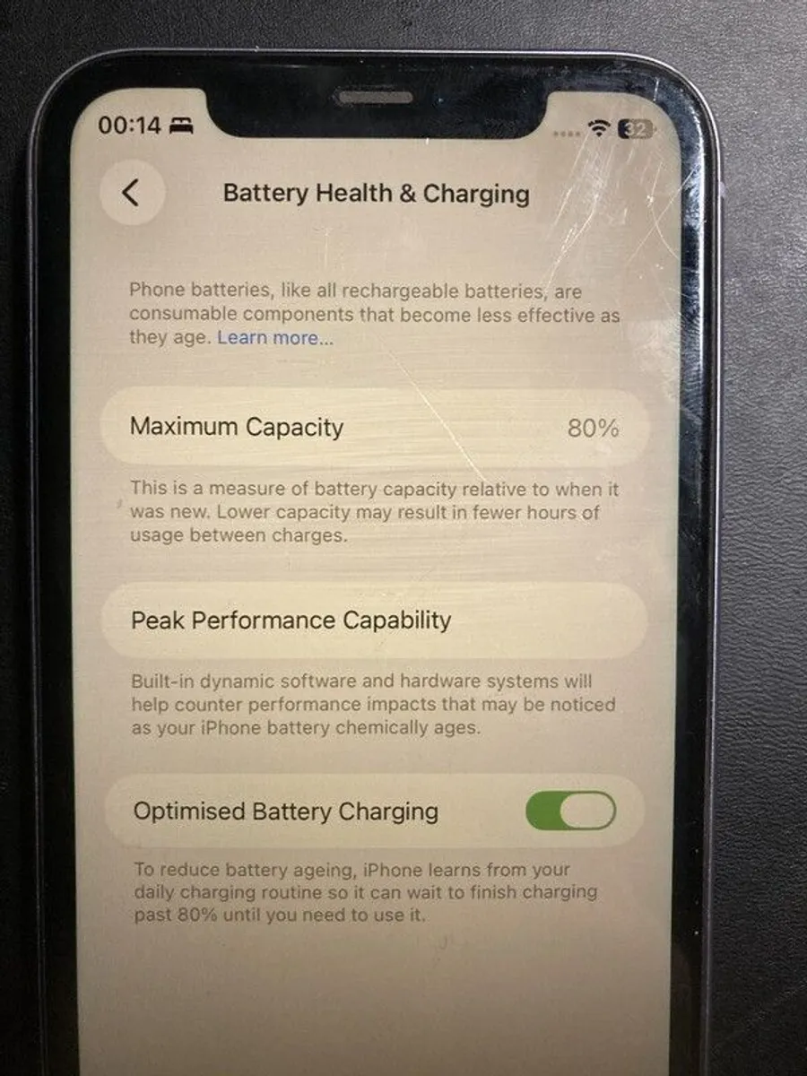 iPhone 11  128GB  Unlocked  Fully Working - Image 3