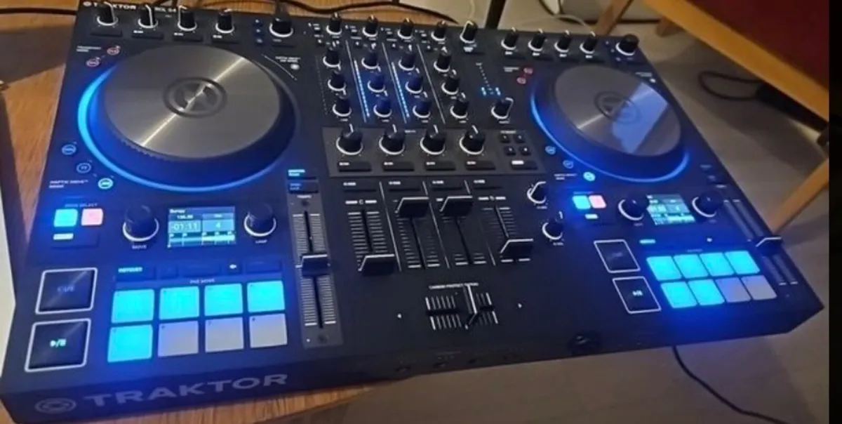 Dj  Gear for sale - Image 4