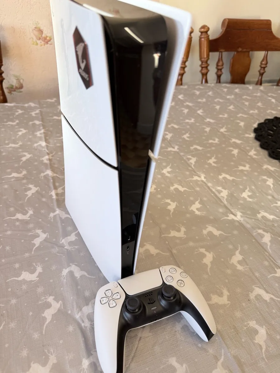 PS5 slim - Image 2