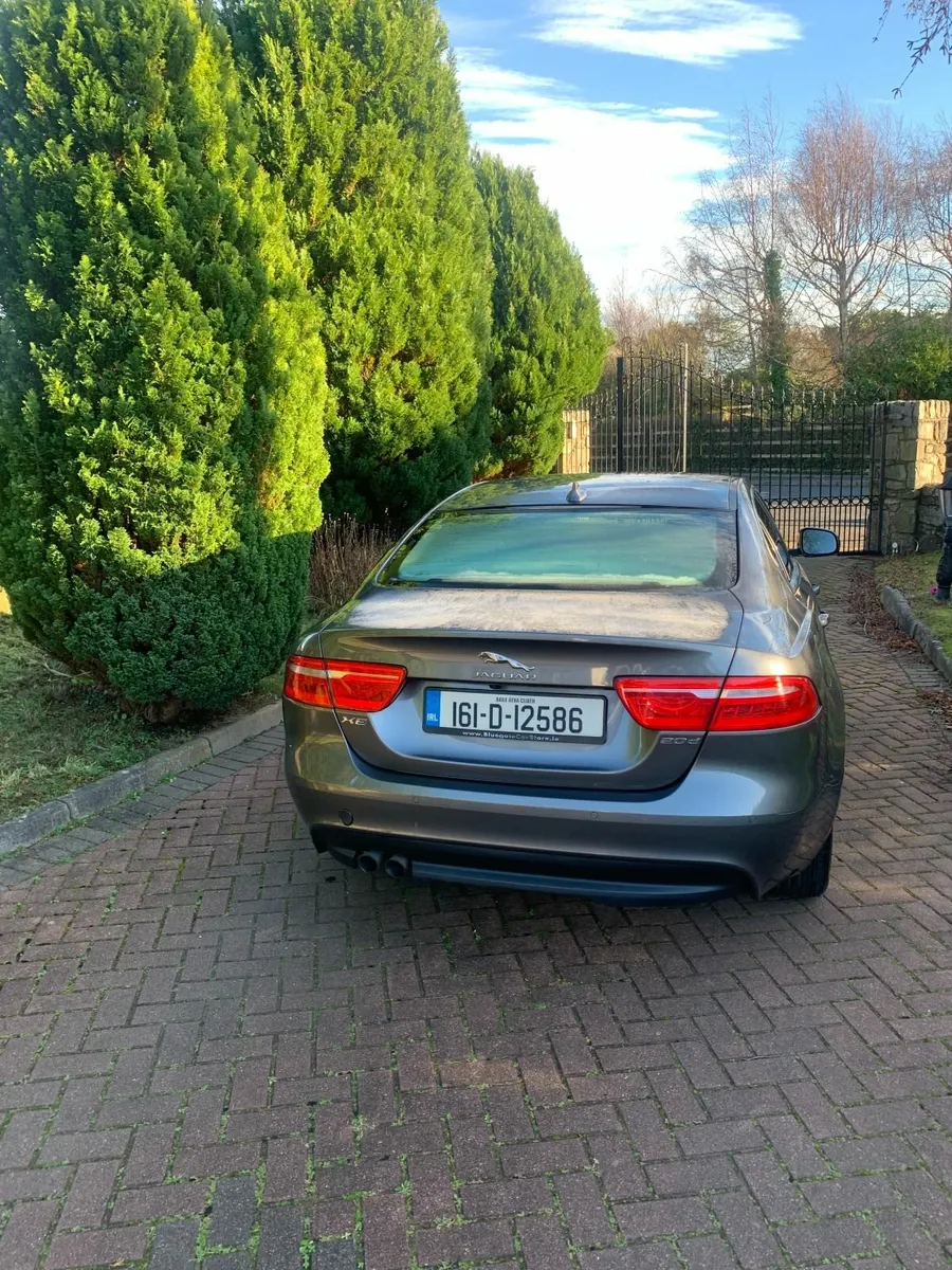 Jaguar XE 2016 - Image 4