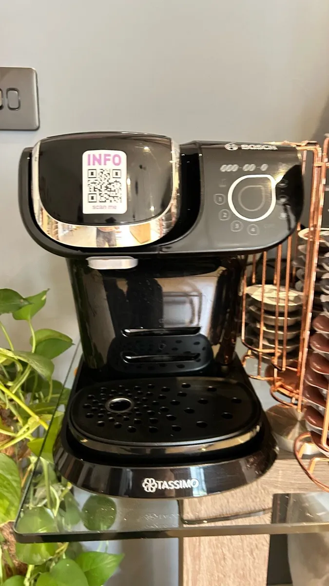 Tassimo Coffee machine and pod holders - Image 2