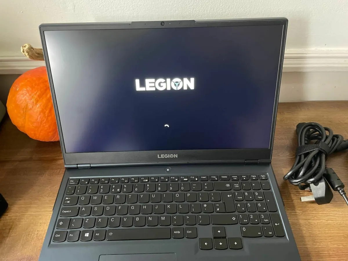 Gaming laptop - Image 2