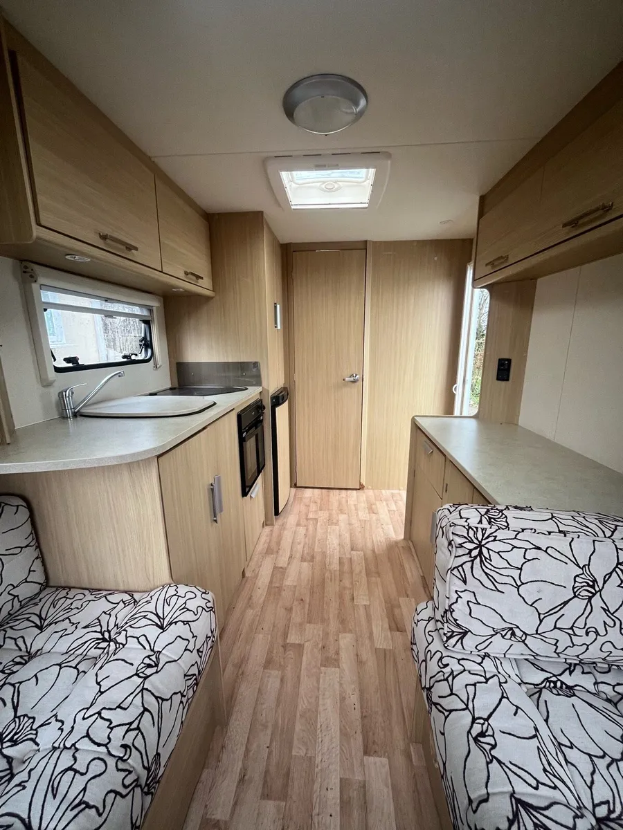 Venus 2 berth end washroom caravan - Image 4