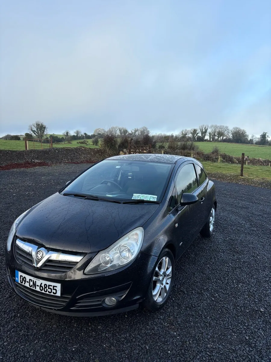 Vauxhall Corsa 2009 - Image 2