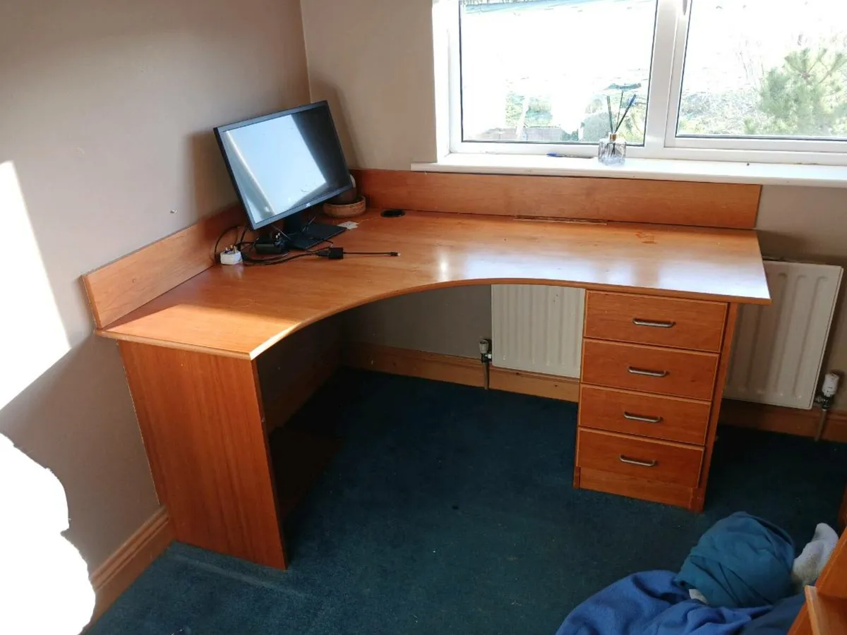 Desk - Image 1