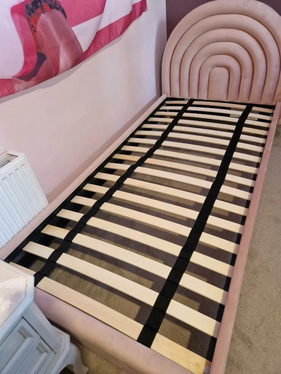 Single Bed - Image 1