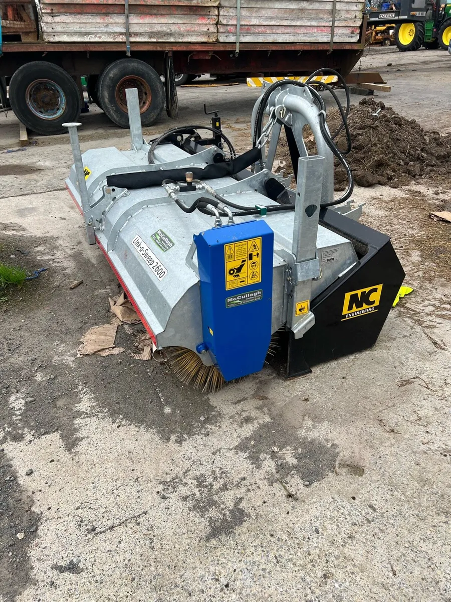 NC road sweeper - Image 4