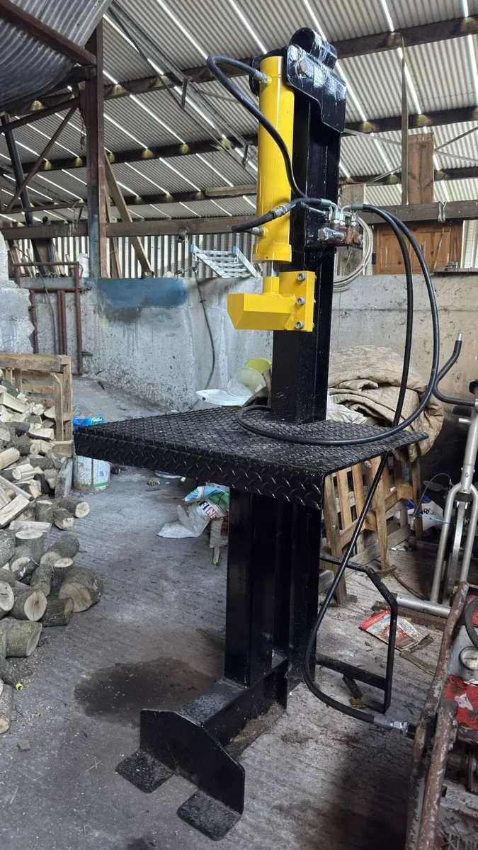 Log splitter - Image 1