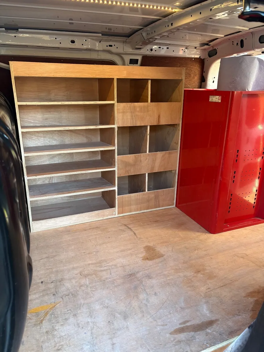 Van Shelving - Image 3