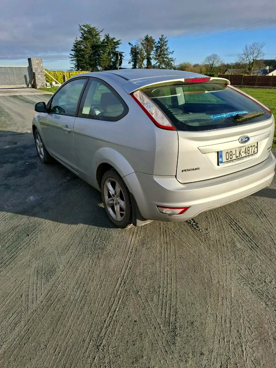 Ford Focus 08 - Image 2