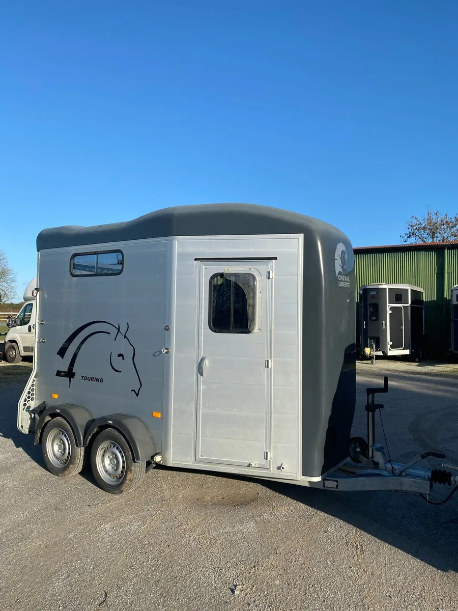 Horse Box - Image 2