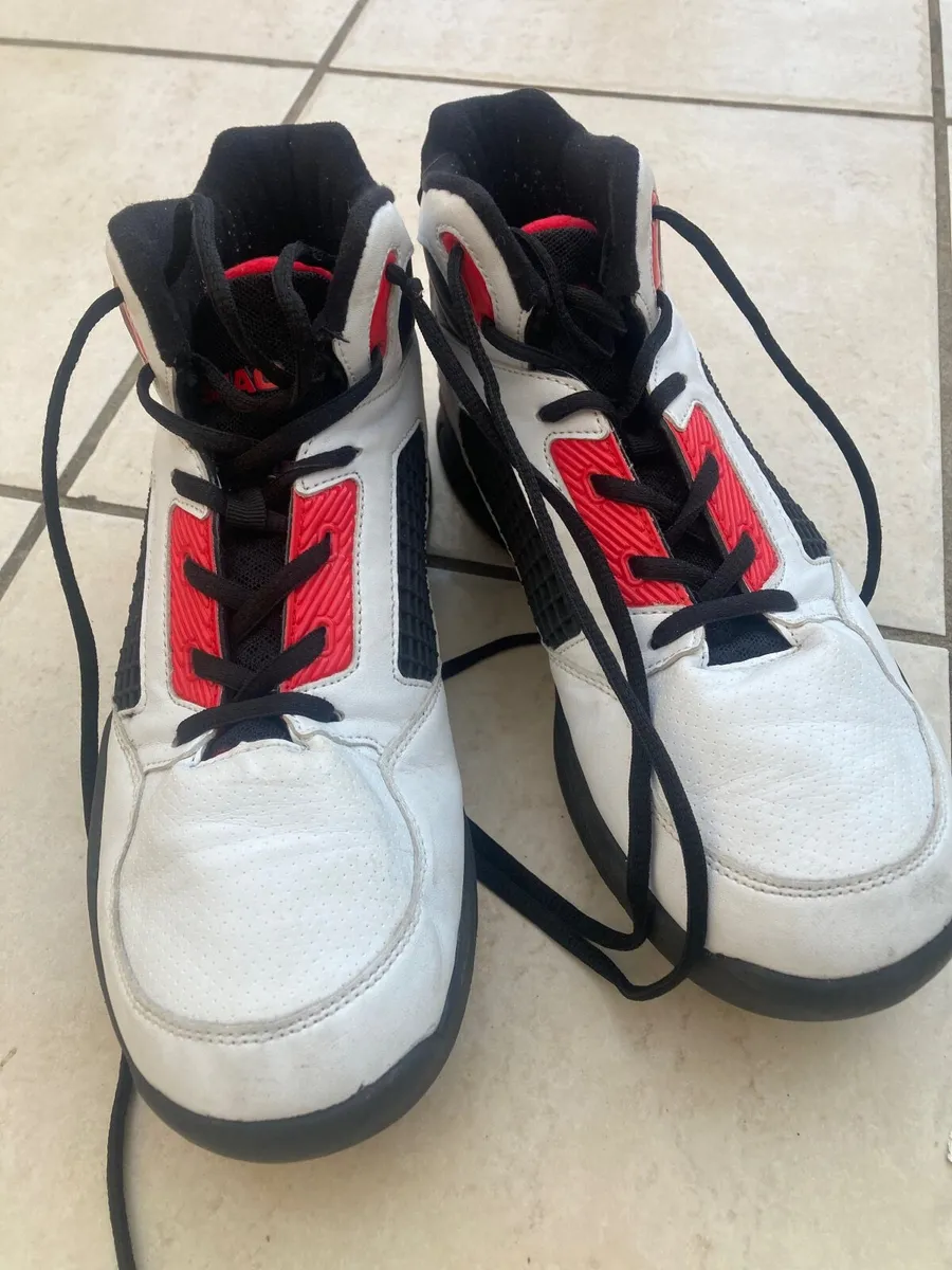 Basketball  boots - Image 2