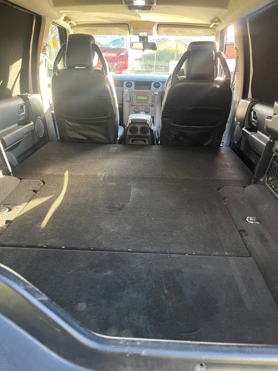 Land Rover Discovery 2007 - Image 4