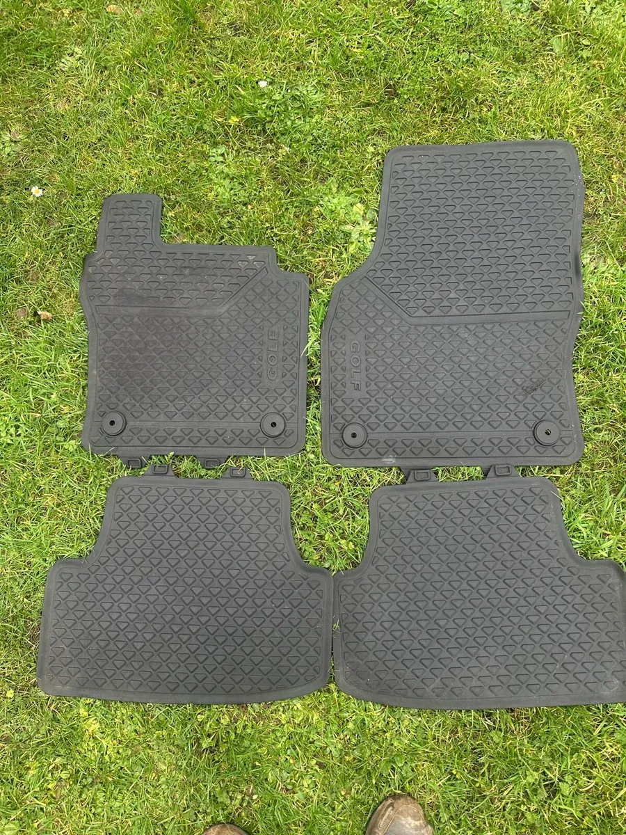Oem 2012-2019 model  mark 7 vw golf mats very good - Image 3