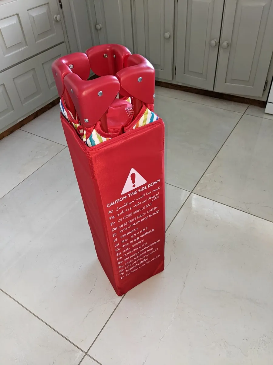 Travel Cot - Image 4