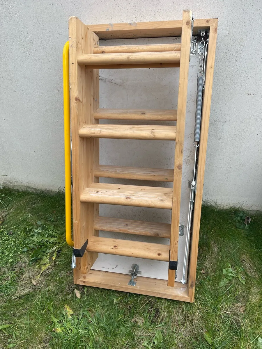 Attic ladder - Image 1