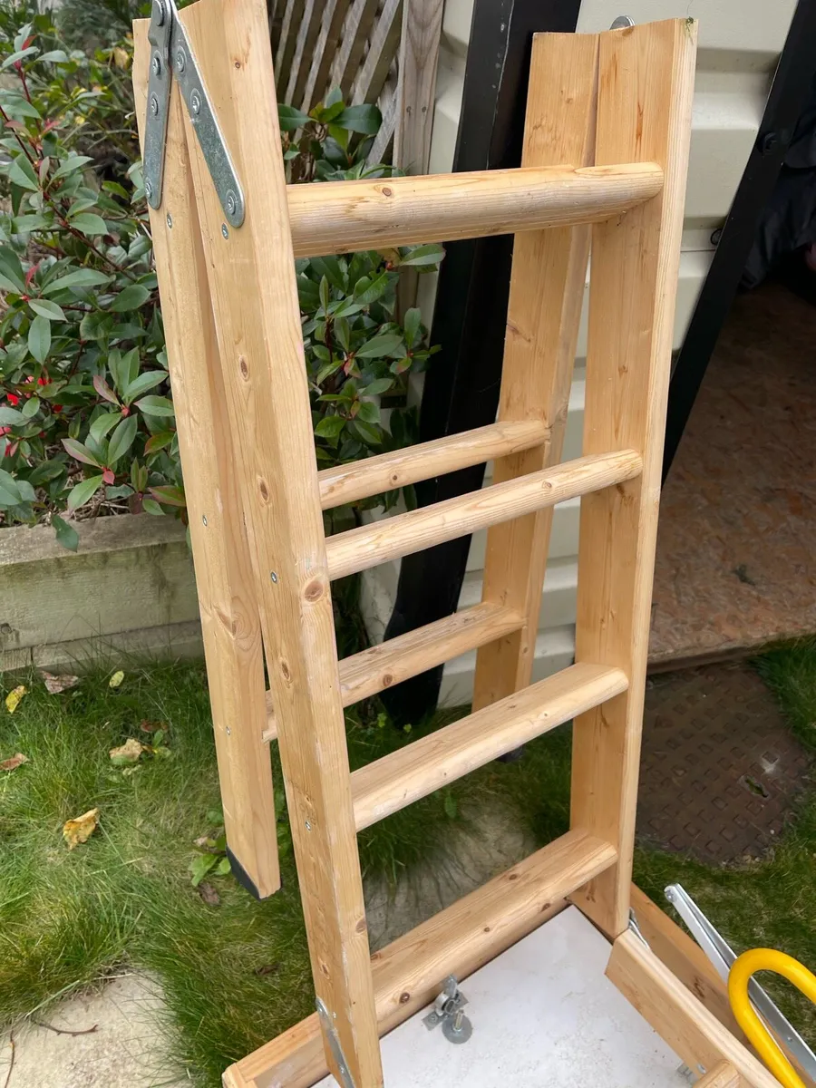 Attic ladder - Image 2