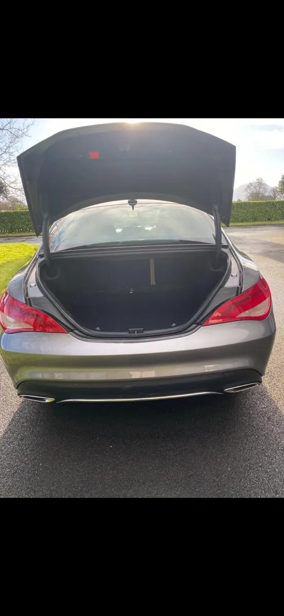 Mercedes CLA 180D Urban - Image 4
