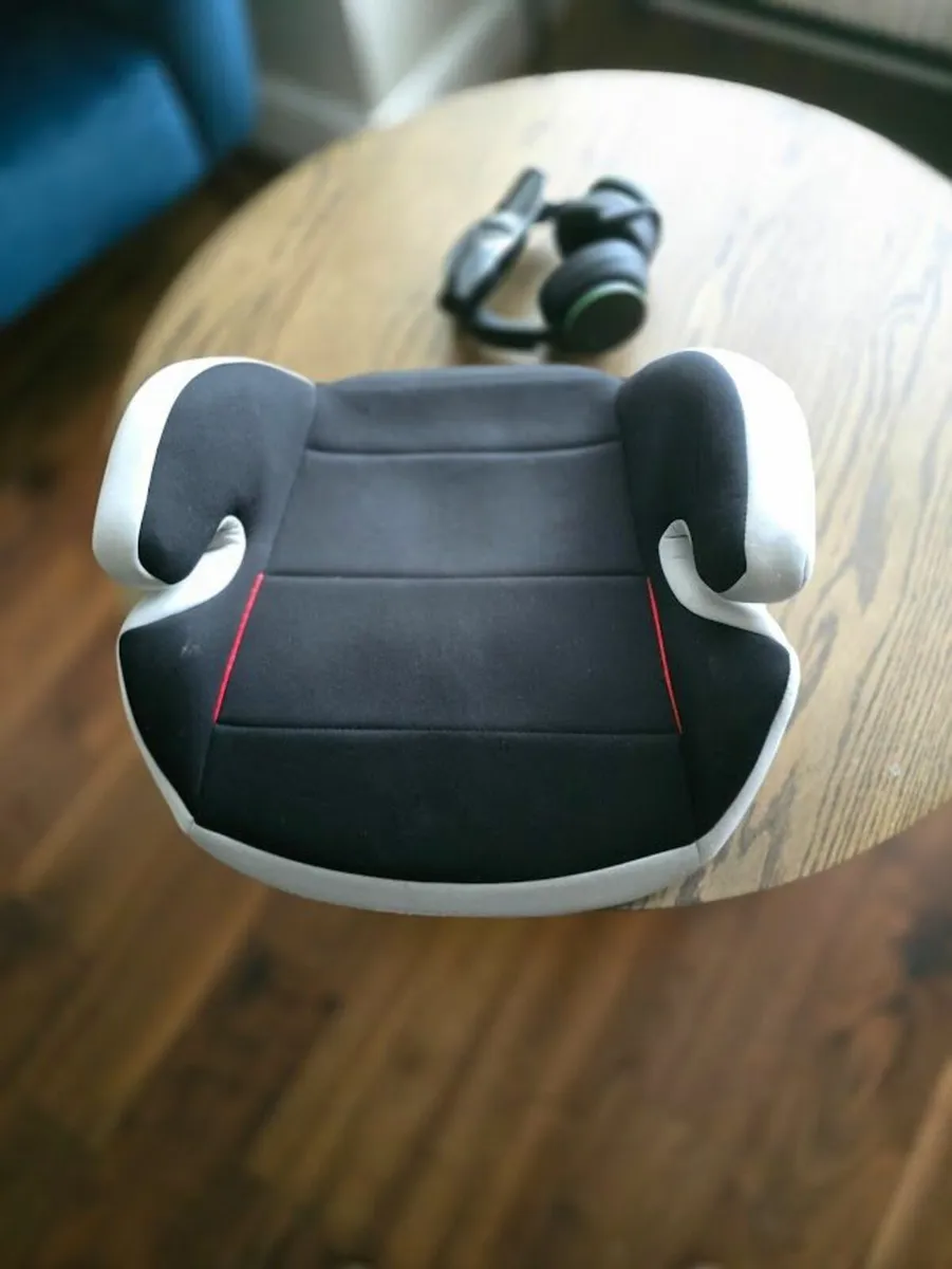 Osann Isofix booster seat - Image 2