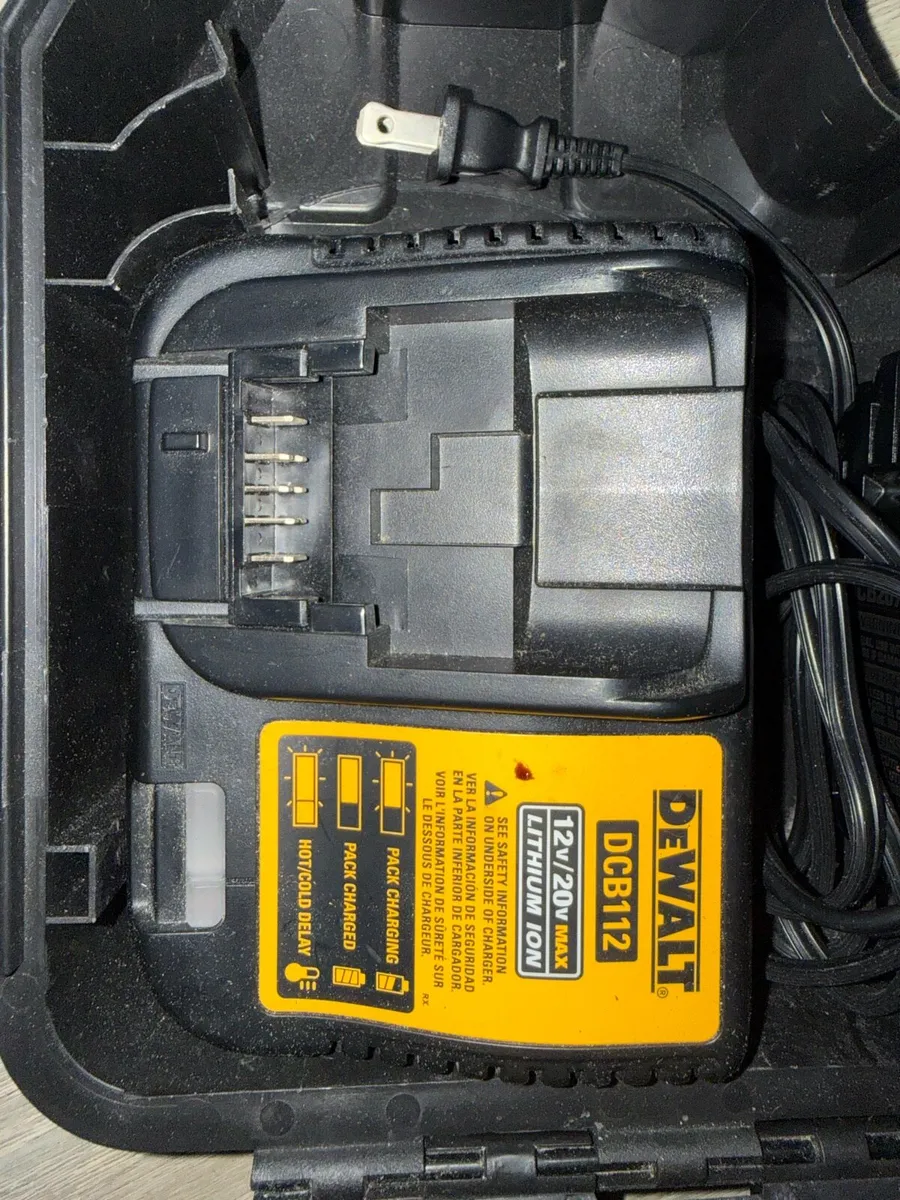 Dewalt Brushless Cordless Combi Drill - Image 3