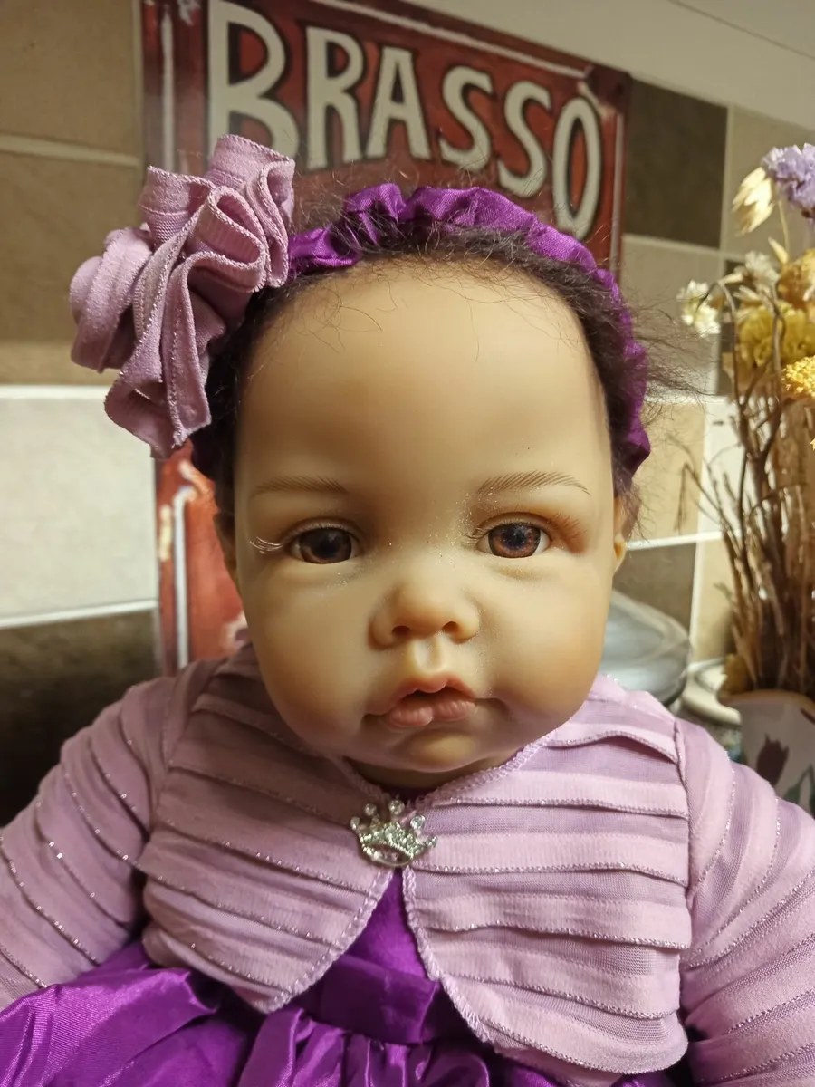 Vinyl  dolly - Image 4