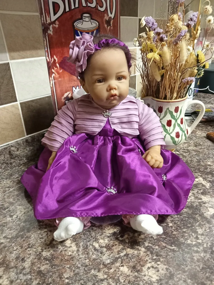 Vinyl  dolly - Image 1